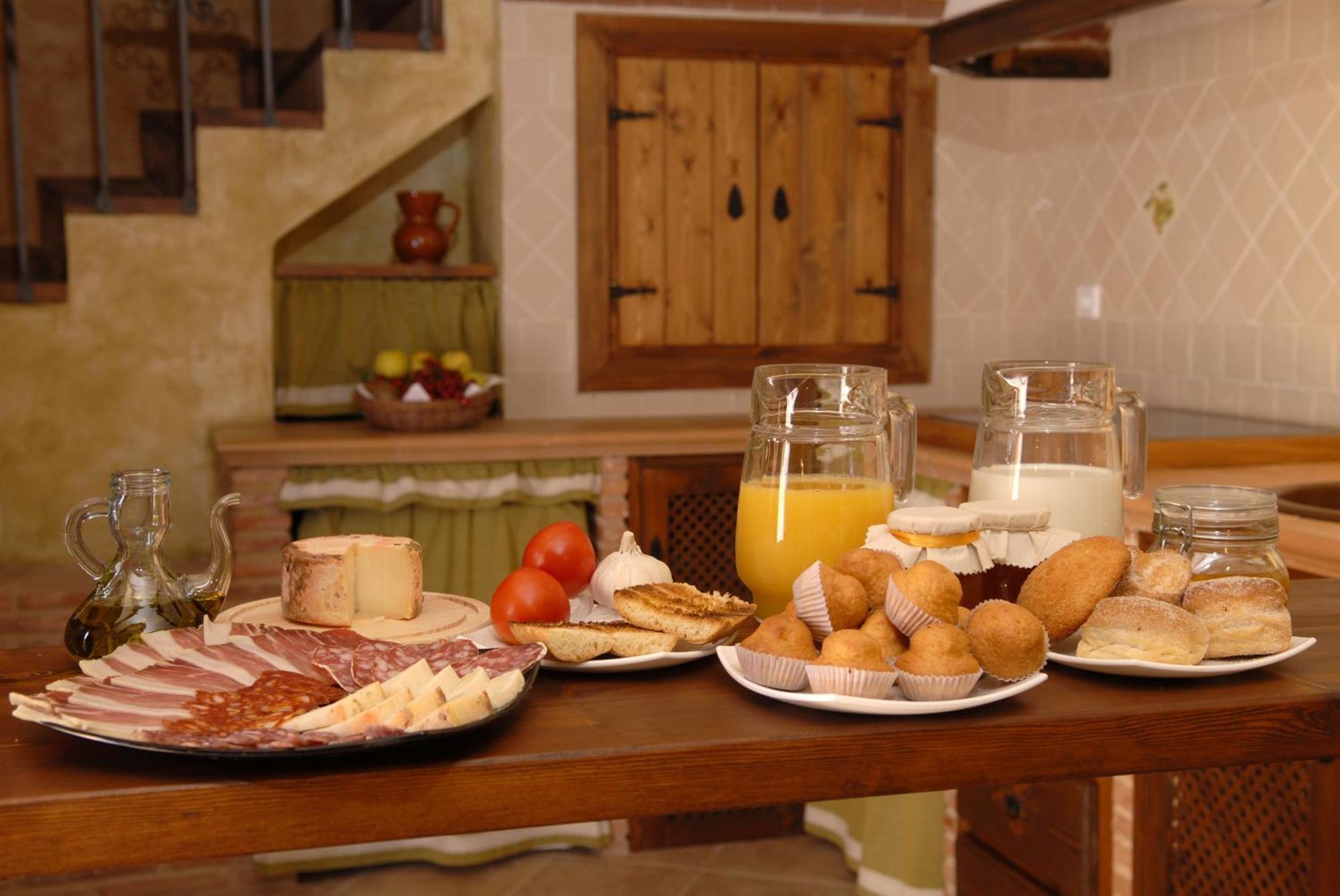 Casa Rural La Carreteria Camanas Luaran gambar